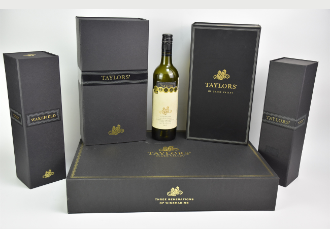 Coffret rigide pour le vin