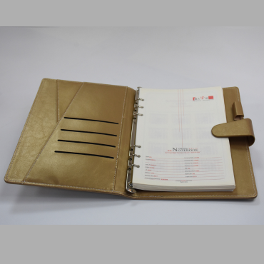 Carnet à feuilles mobiles avec couverture en cuir