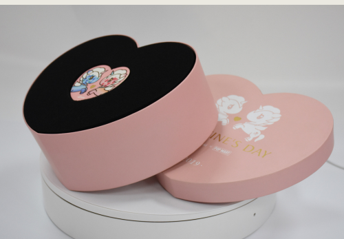 Coffret cadeau Saint Valentin en forme de coeur