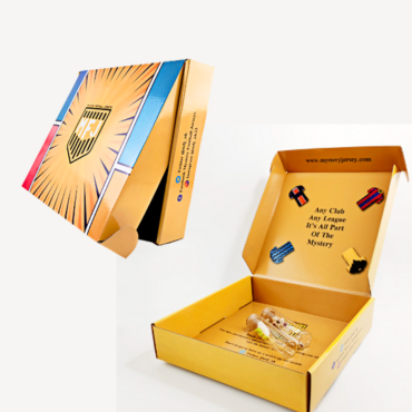 Özel tasarım forma ve kıyafet kargo kutusu