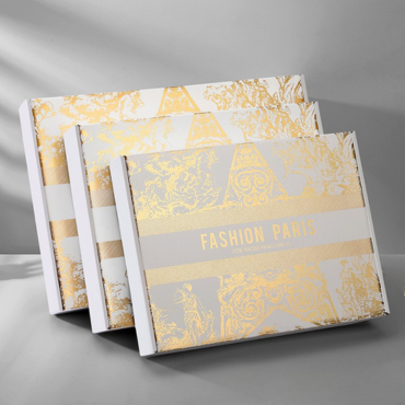 Premium Altın Kaplamalı Giyim Kutuları