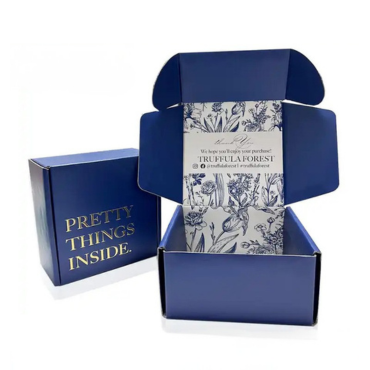 giyim abonelik kutuları